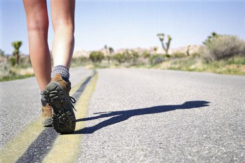 每天步行一小时能不能起到锻炼身体的效果??坚持对身体哪些地方有好处?